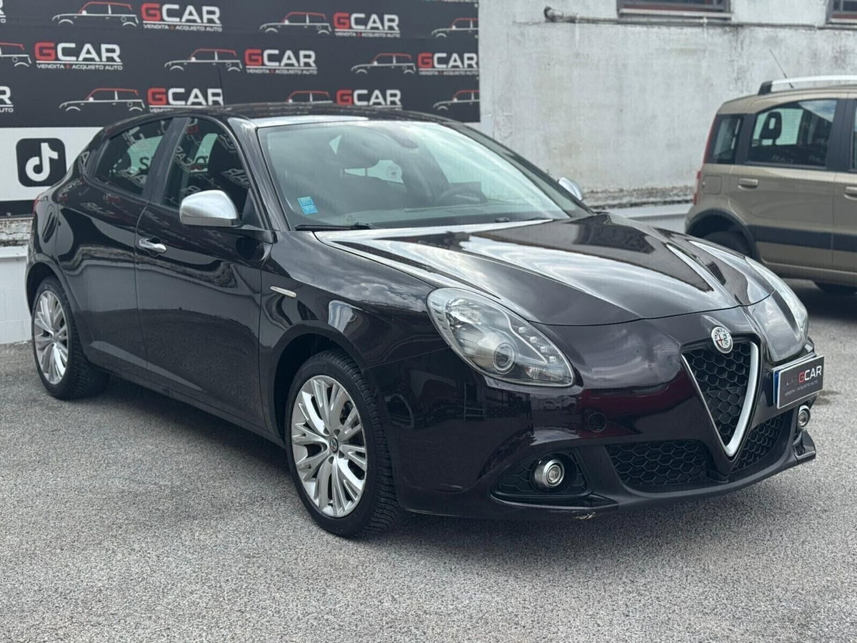 Alfa Romeo Giulietta 1.6 JTDm Ti 120cv (2)