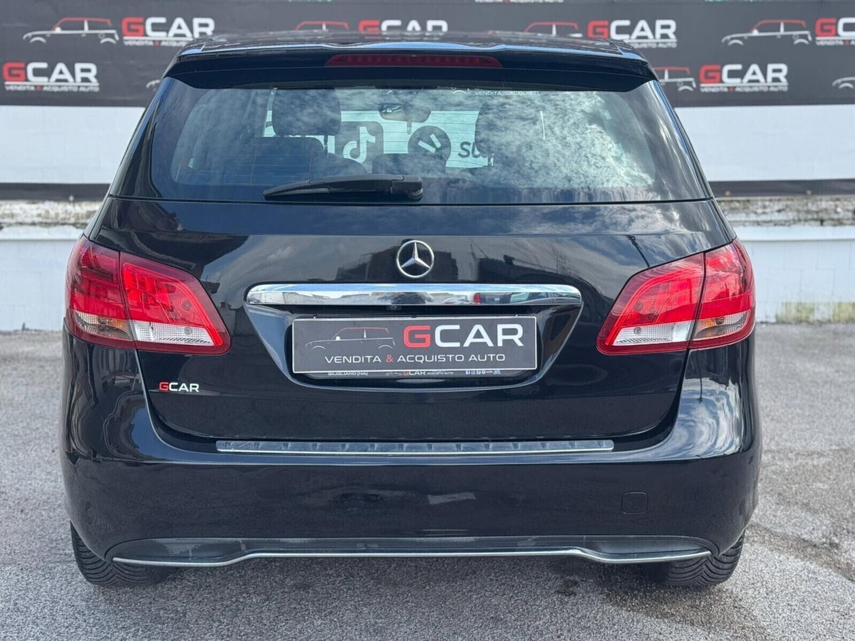 Mercedes-Benz Classe B 160 d Premium (6)