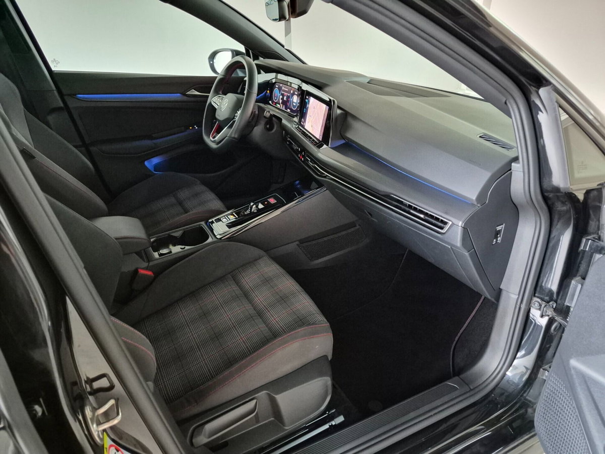 Volkswagen Golf 2.0 TSI GTI DSG (15)