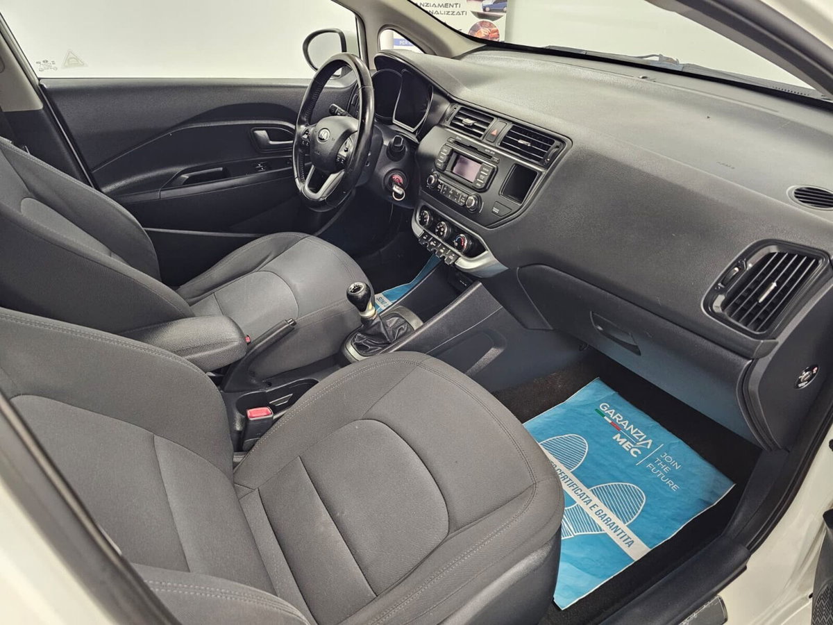 Kia Rio 1.2 CVVT 5p. Active (16)