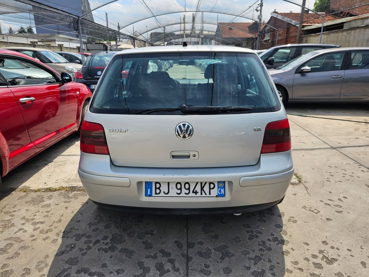 Volkswagen Golf 1.6 5p. Comfortline (15)