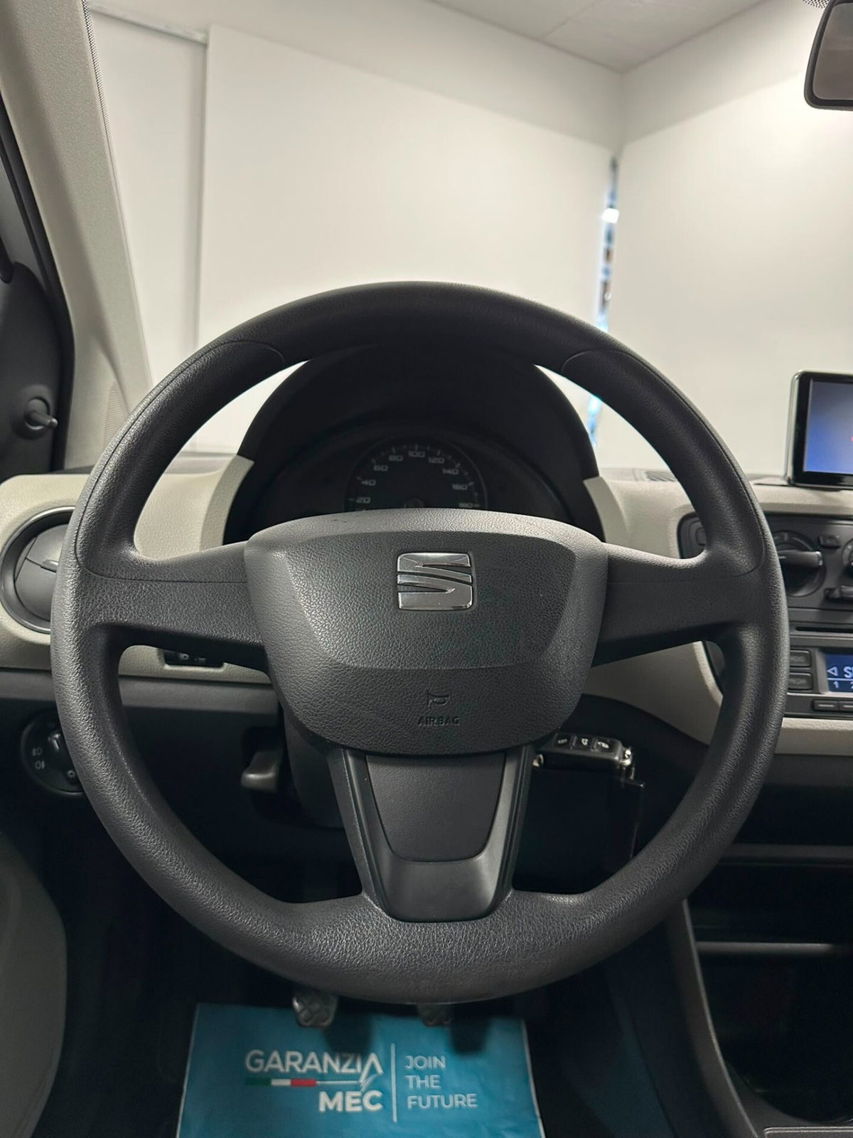 SEAT Mii 1.0 5 porte Reference (11)