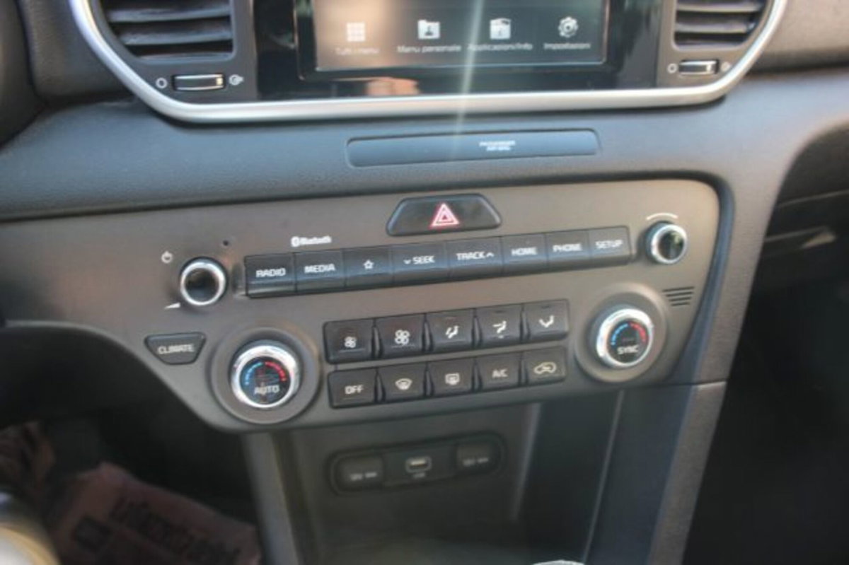 Kia Sportage 1.6 CRDI 115 CV 2WD Style (14)