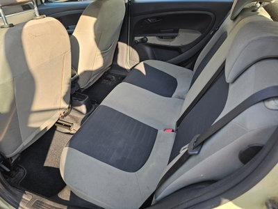 Fiat Grande Punto 1.4 5 porte Dynamic (13)