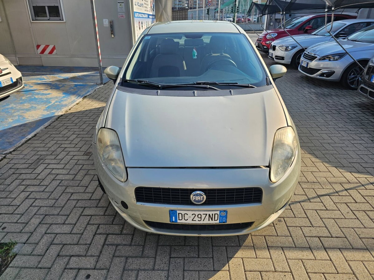 Fiat Grande Punto 1.4 5 porte Dynamic (15)