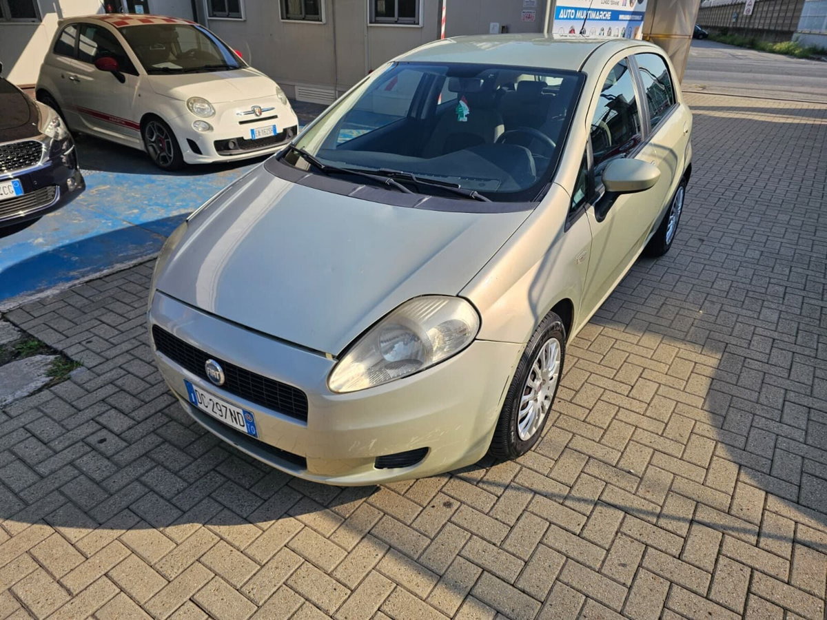 Fiat Grande Punto 1.4 5 porte Dynamic (2)