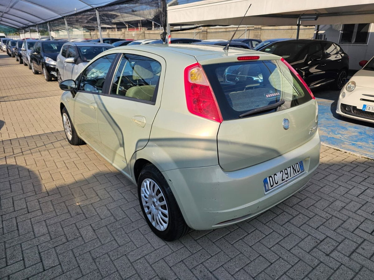 Fiat Grande Punto 1.4 5 porte Dynamic (5)