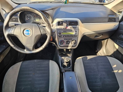 Fiat Grande Punto 1.4 5 porte Dynamic (6)