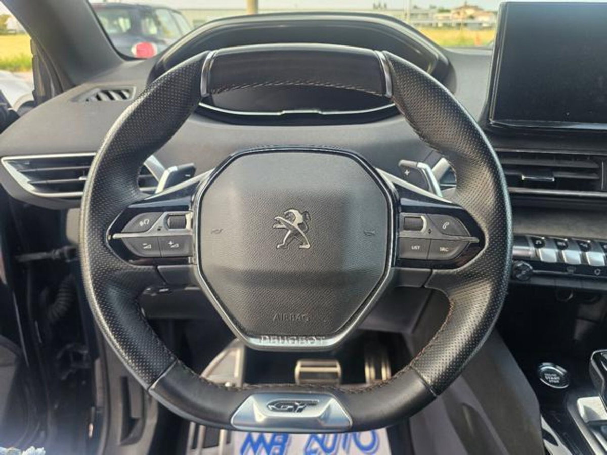 Peugeot 3008 BlueHDi 130 S&S EAT8 GT (11)