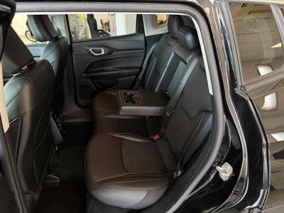 Jeep Compass 1.3 T4 190CV PHEV AT6 4xe Business Plus (14)