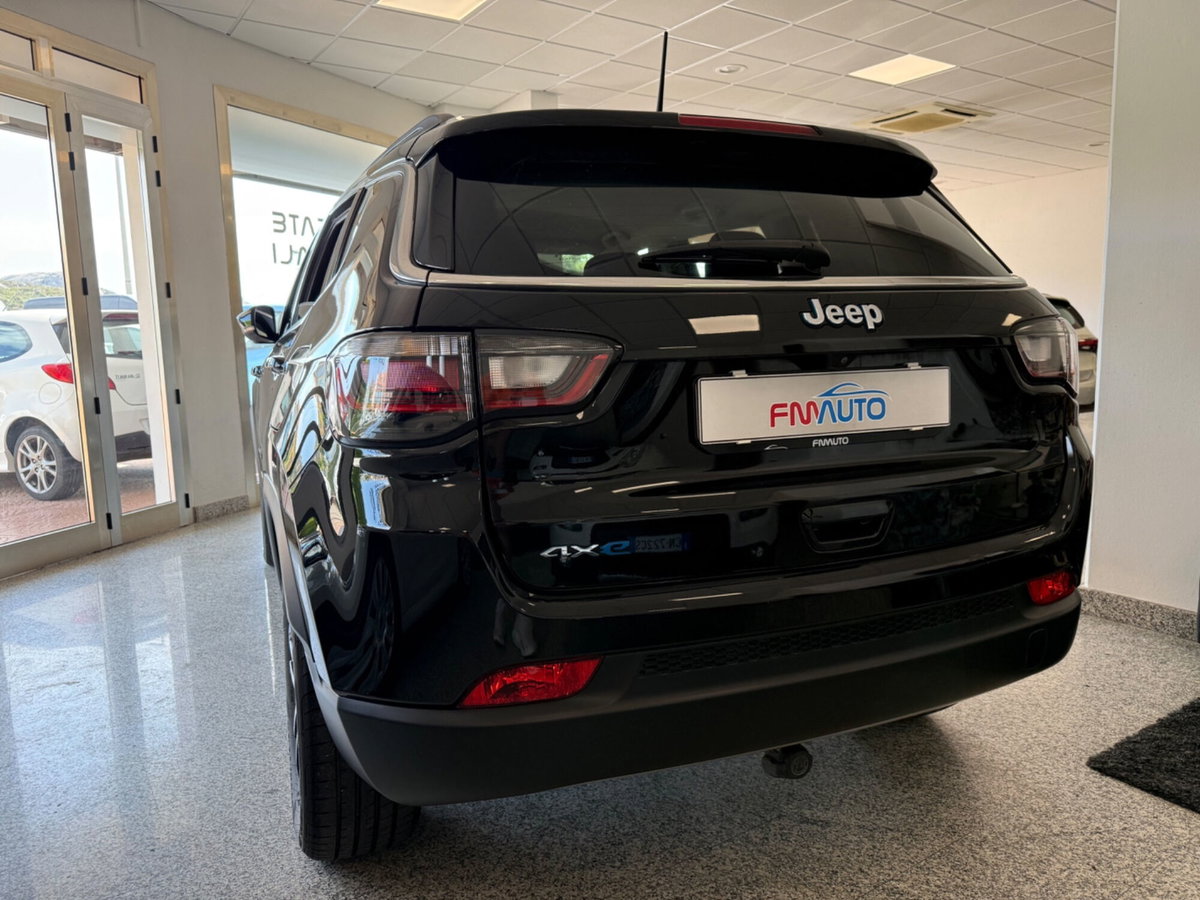 Jeep Compass 1.3 T4 190CV PHEV AT6 4xe Business Plus (5)