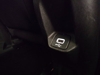 Jeep Renegade 1.6 Mjt 130 CV Limited (17)