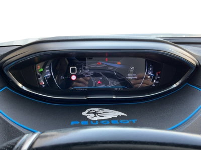 Peugeot 3008 BlueHDi 130 S&S EAT8 GT Line (16)