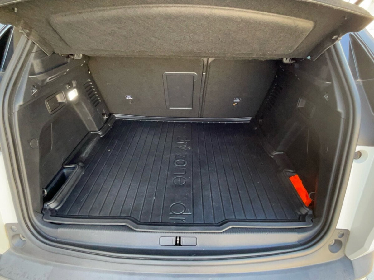 Peugeot 3008 BlueHDi 130 S&S EAT8 GT Line (19)