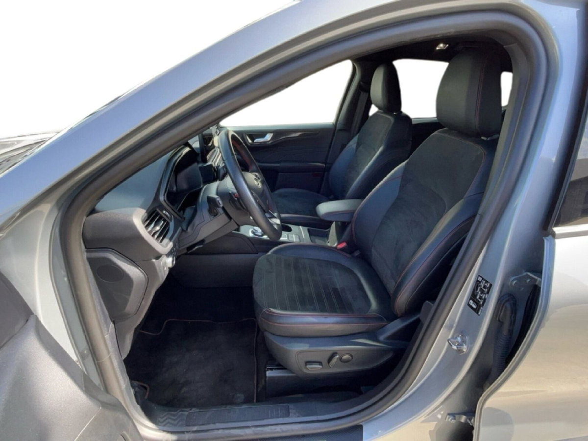 Ford Kuga 2.0 EcoBlue 120 CV aut. 2WD ST-Line X (10)