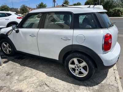 MINI Mini Countryman 1.6 Cooper D Countryman (2)