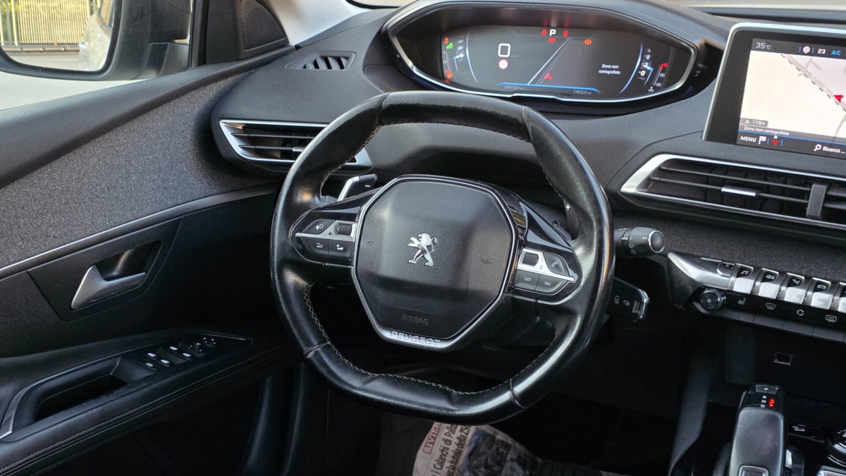 Peugeot 3008 BlueHDi 120 S&S Allure (14)