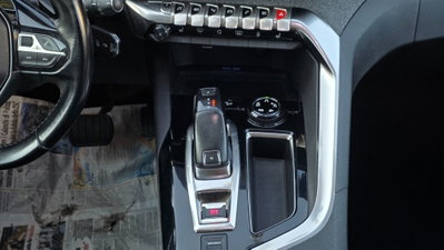 Peugeot 3008 BlueHDi 120 S&S Allure (16)