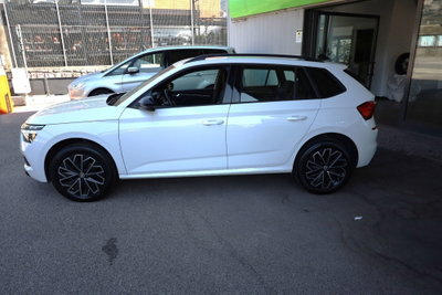 Skoda Kamiq 1.0 TSI 110 CV Dark Shade (4)