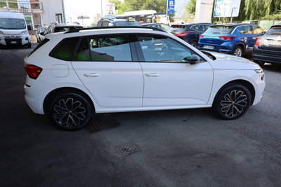Skoda Kamiq 1.0 TSI 110 CV Dark Shade (8)