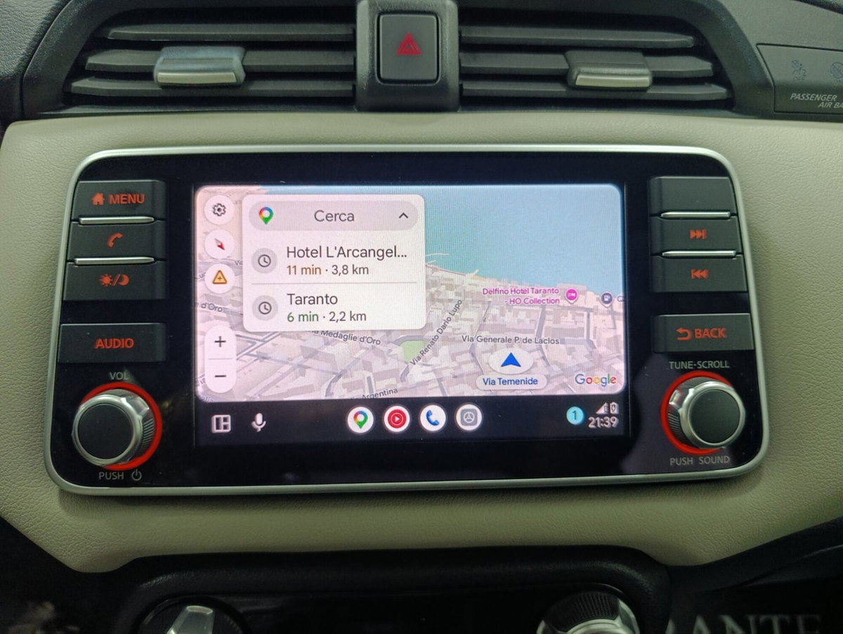 Nissan Micra IG-T 92 Xtronic 5 porte Visia (16)