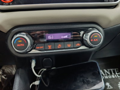 Nissan Micra IG-T 92 Xtronic 5 porte Visia (17)