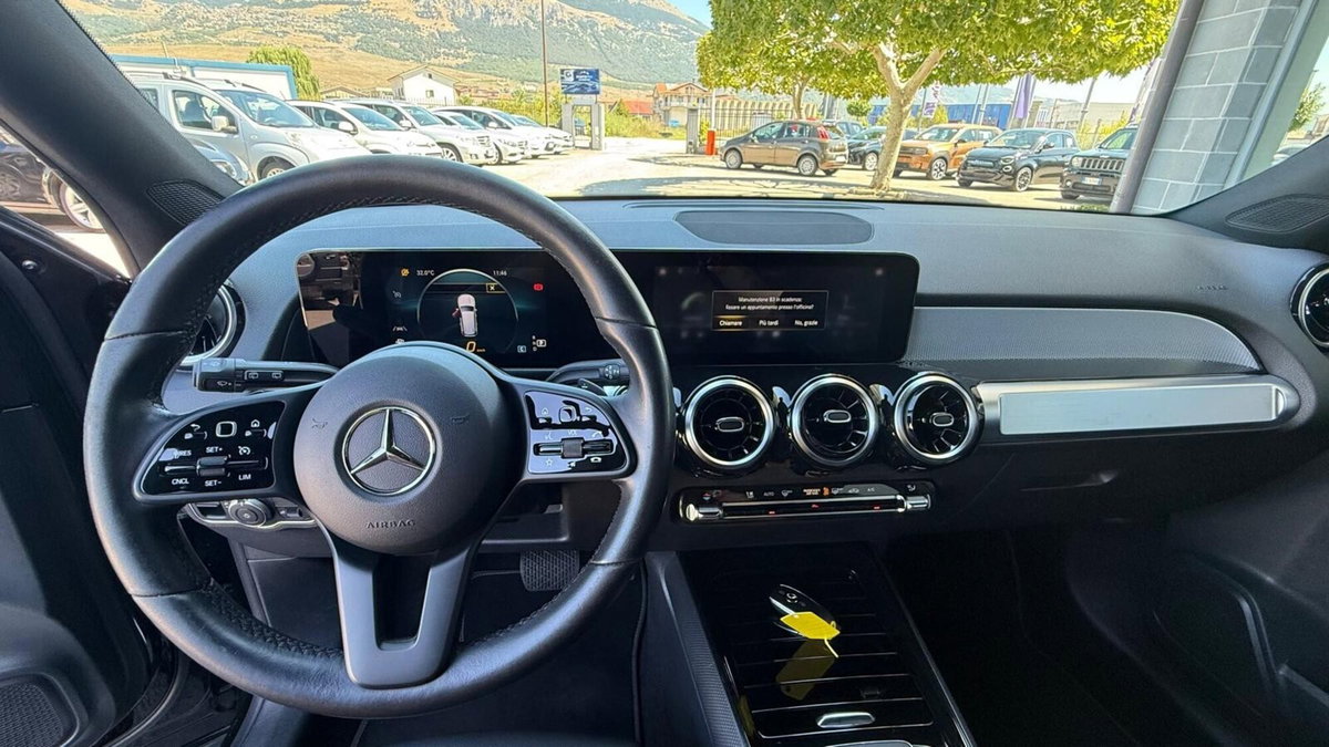 Mercedes-Benz GLB 200 d Automatic Sport (15)