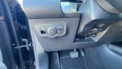 Mercedes-Benz GLB 200 d Automatic Sport (19)
