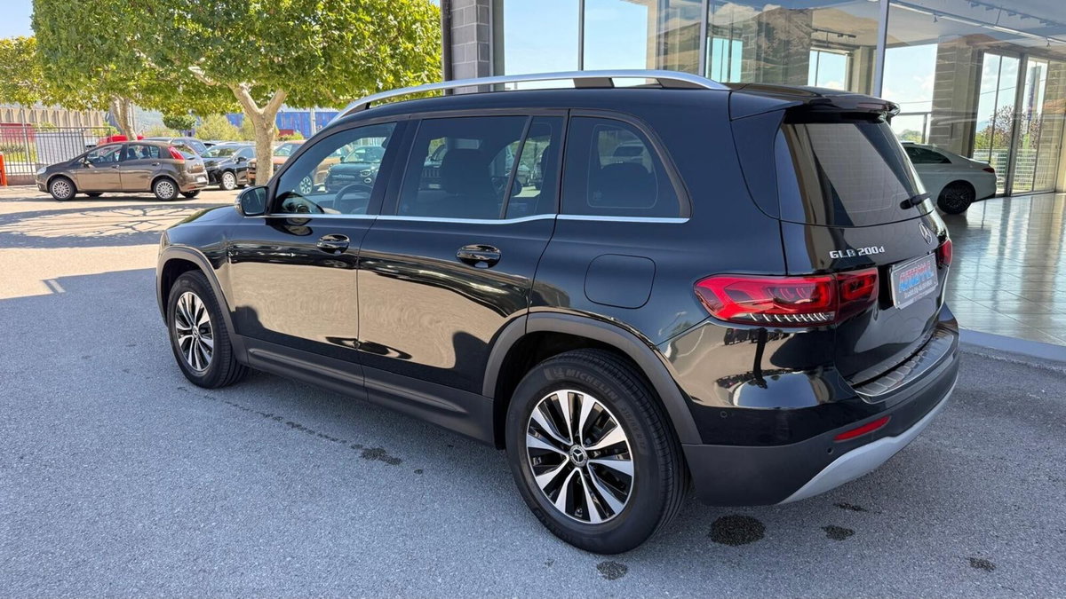 Mercedes-Benz GLB 200 d Automatic Sport (6)