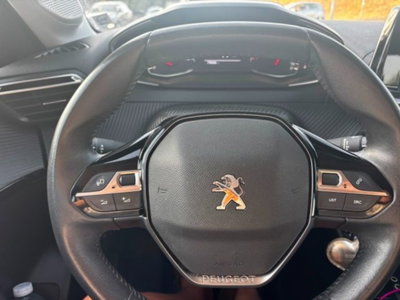 Peugeot 208 PureTech 100 Stop&Start EAT8 5 porte Allure Pack (8)