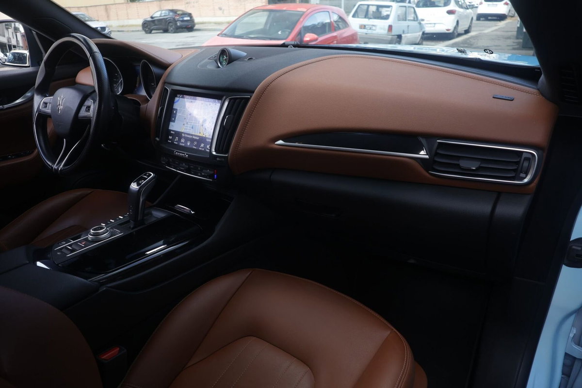 Maserati Levante Levante V6 Diesel 275 CV AWD (8)