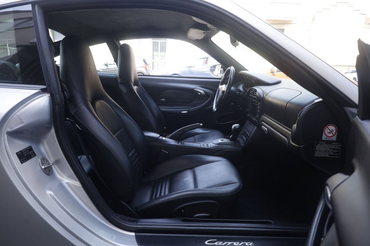 Porsche 911 Coupé Carrera 4 cat (11)