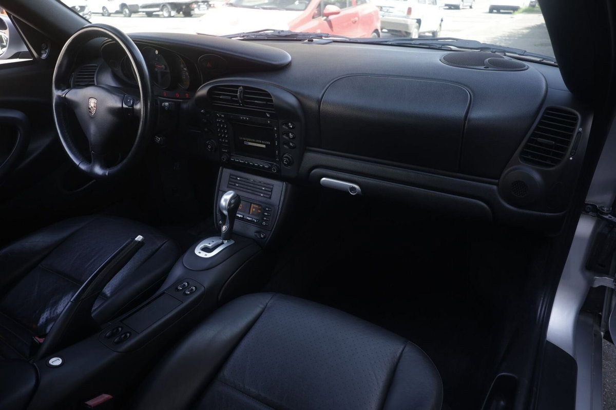 Porsche 911 Coupé Carrera 4 cat (9)