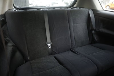 Toyota Corolla 2.0 tdi D-4D 3 porte Sol (12)