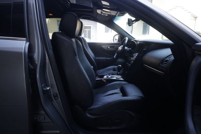 Infiniti QX70 3.0 diesel V6 AT S Premium (13)