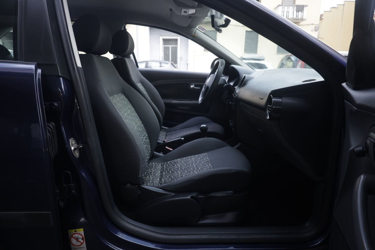 SEAT Ibiza 1.2 12V 70CV 5p. Stylance DUAL (10)
