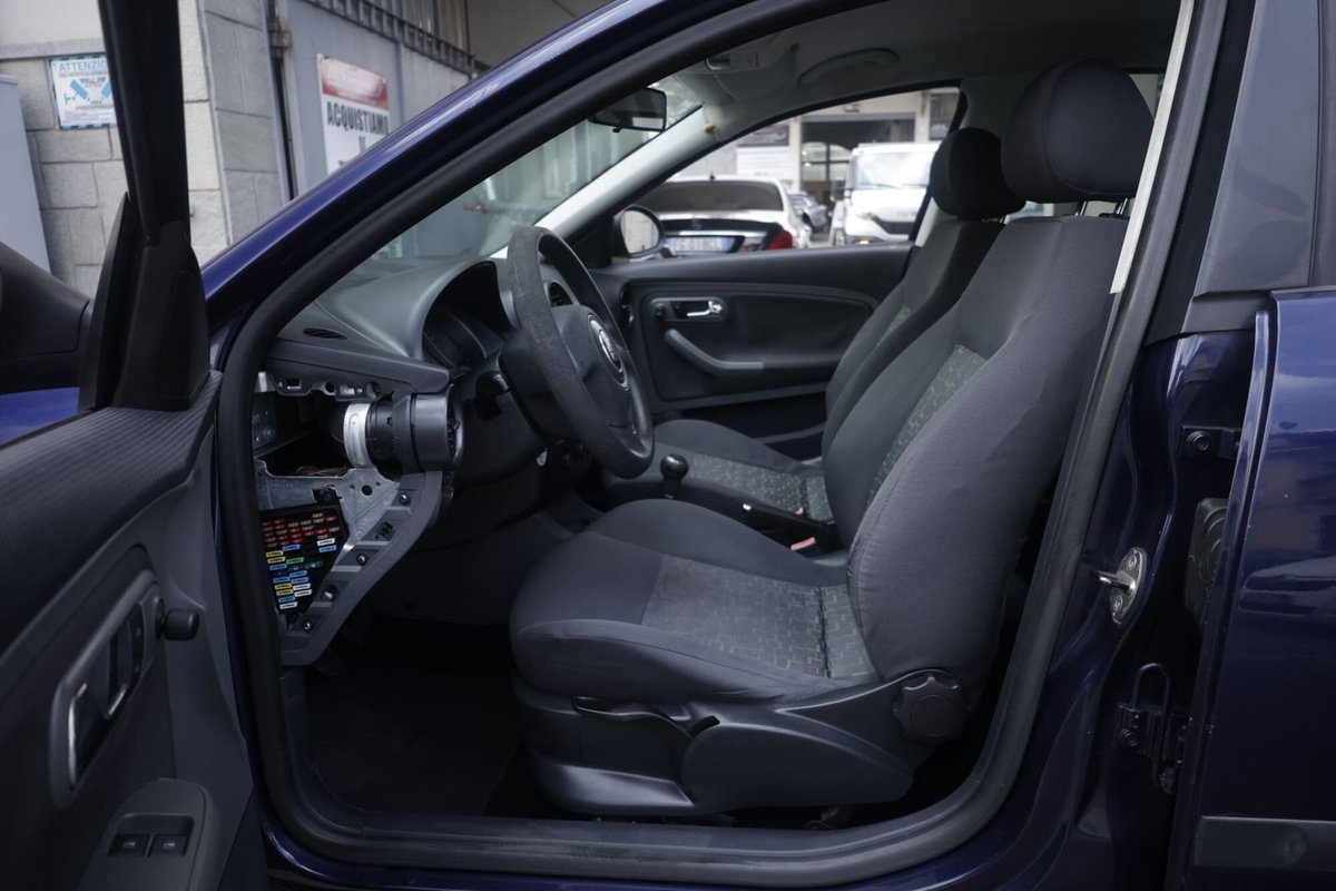 SEAT Ibiza 1.2 12V 70CV 5p. Stylance DUAL (17)