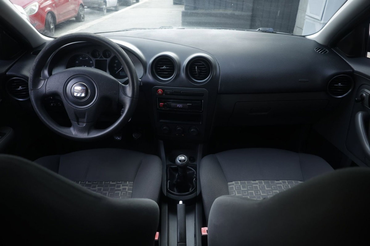 SEAT Ibiza 1.2 12V 70CV 5p. Stylance DUAL (2)