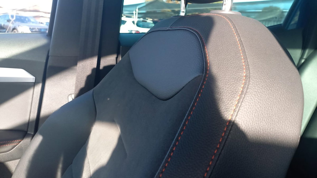 SEAT Ibiza 1.0 EcoTSI 110 CV 5 porte FR (14)