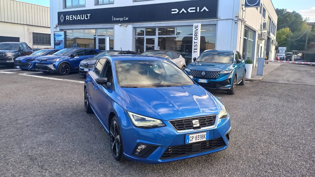 SEAT Ibiza 1.0 EcoTSI 110 CV 5 porte FR (2)