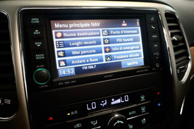 Jeep Grand Cherokee 5.7 V8 HEMI Summit (12)