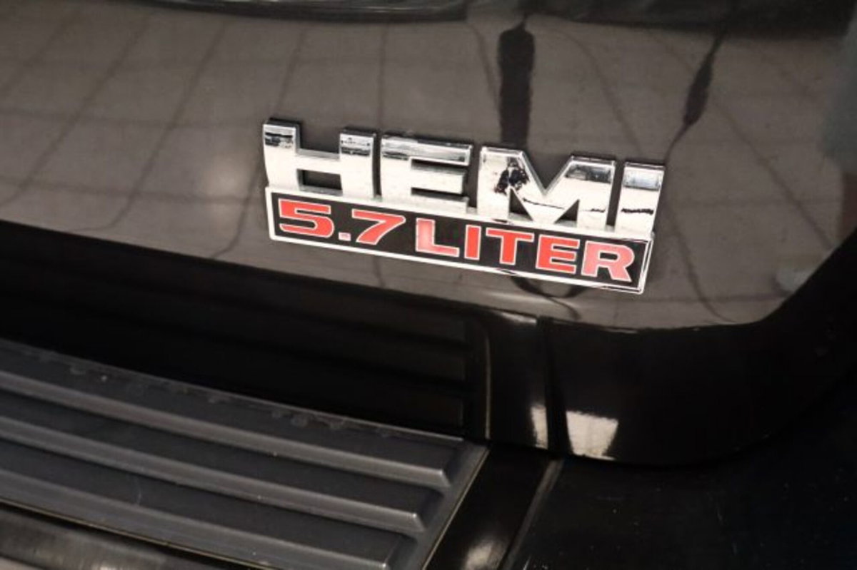 Jeep Grand Cherokee 5.7 V8 HEMI Summit (15)