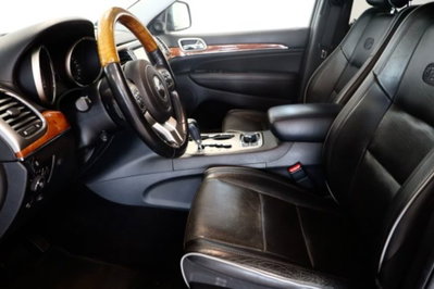 Jeep Grand Cherokee 5.7 V8 HEMI Summit (19)