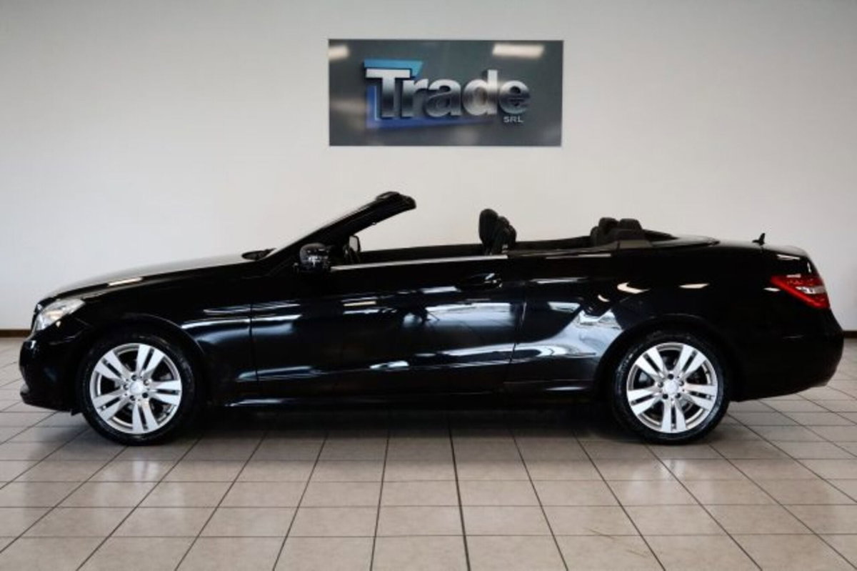 Mercedes-Benz Classe E Cabrio 200 CGI Cabrio BlueEFFICIENCY Avantgarde