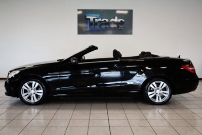 Mercedes-Benz Classe E Cabrio 200 CGI Cabrio BlueEFFICIENCY Avantgarde usata