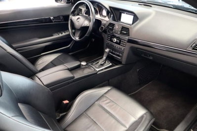 Mercedes-Benz Classe E Cabrio 200 CGI Cabrio BlueEFFICIENCY Avantgarde (12)