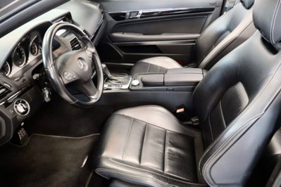 Mercedes-Benz Classe E Cabrio 200 CGI Cabrio BlueEFFICIENCY Avantgarde (14)