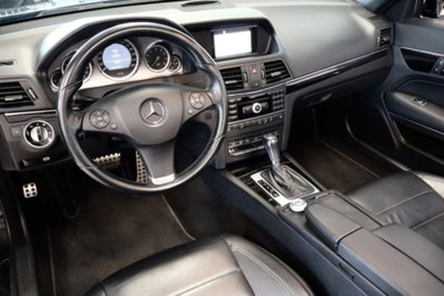 Mercedes-Benz Classe E Cabrio 200 CGI Cabrio BlueEFFICIENCY Avantgarde (19)
