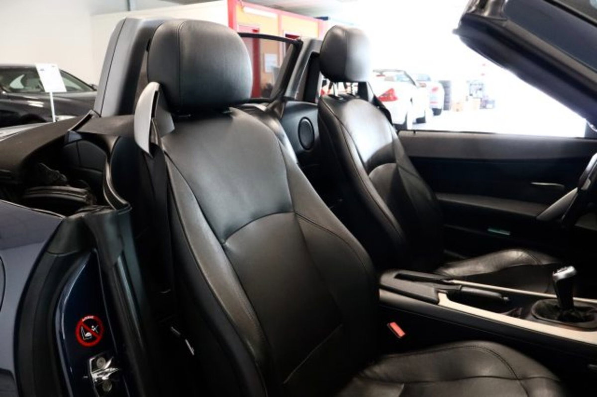 BMW Z4 Cabrio Z4 2.0i cat Roadster (15)