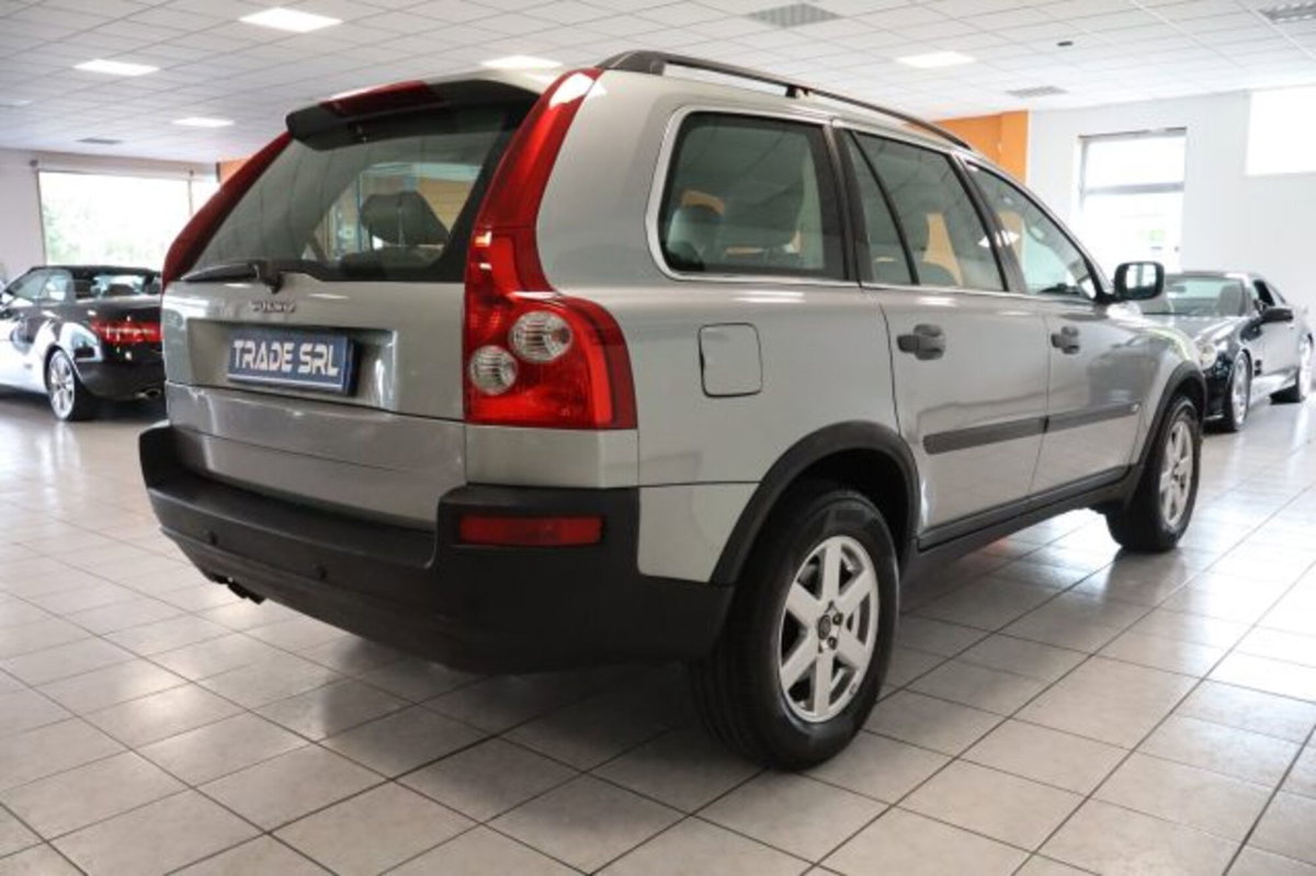 Volvo XC90 2.5 turbo AWD T (4)